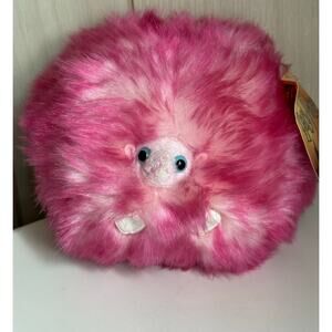 Universal Studios Harry Potter Pink Pygmy Puff Plush Fluffy Wizarding World NWT